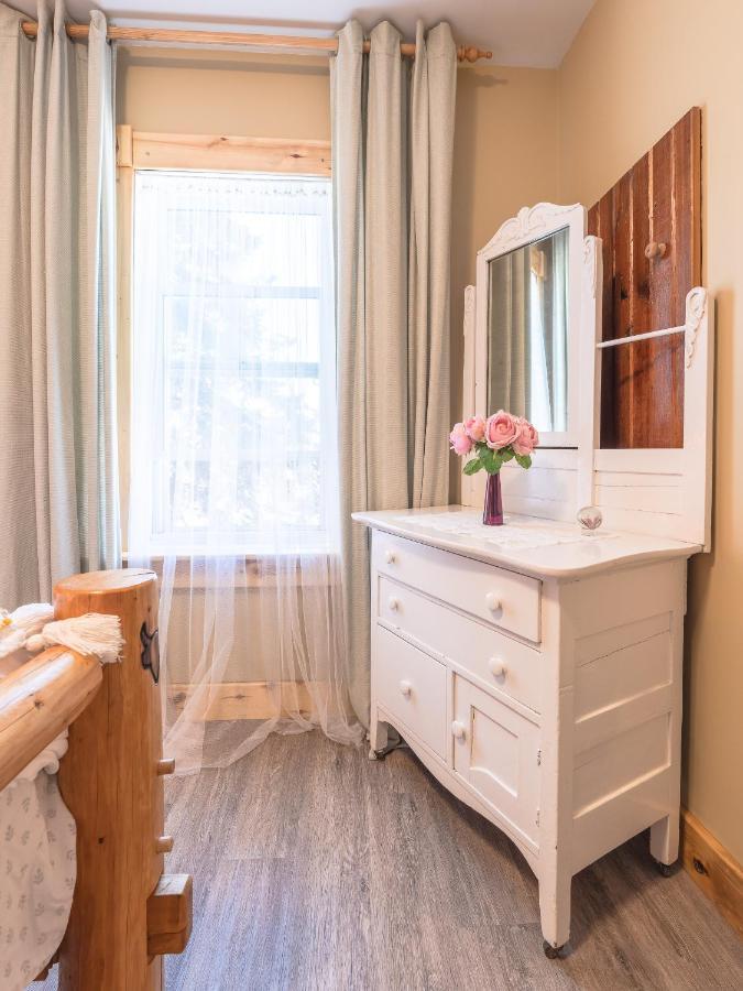 Craftsman'S Loft - Heritage Charm - Ac - 5 Min Dt Calgary Zewnętrze zdjęcie